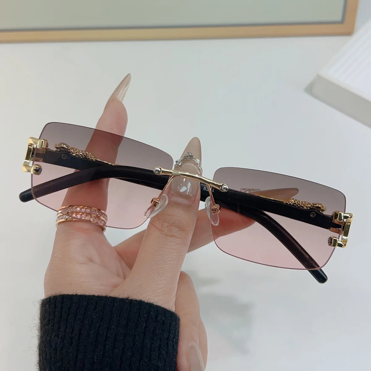 Fashionable Women Men Sunglasses